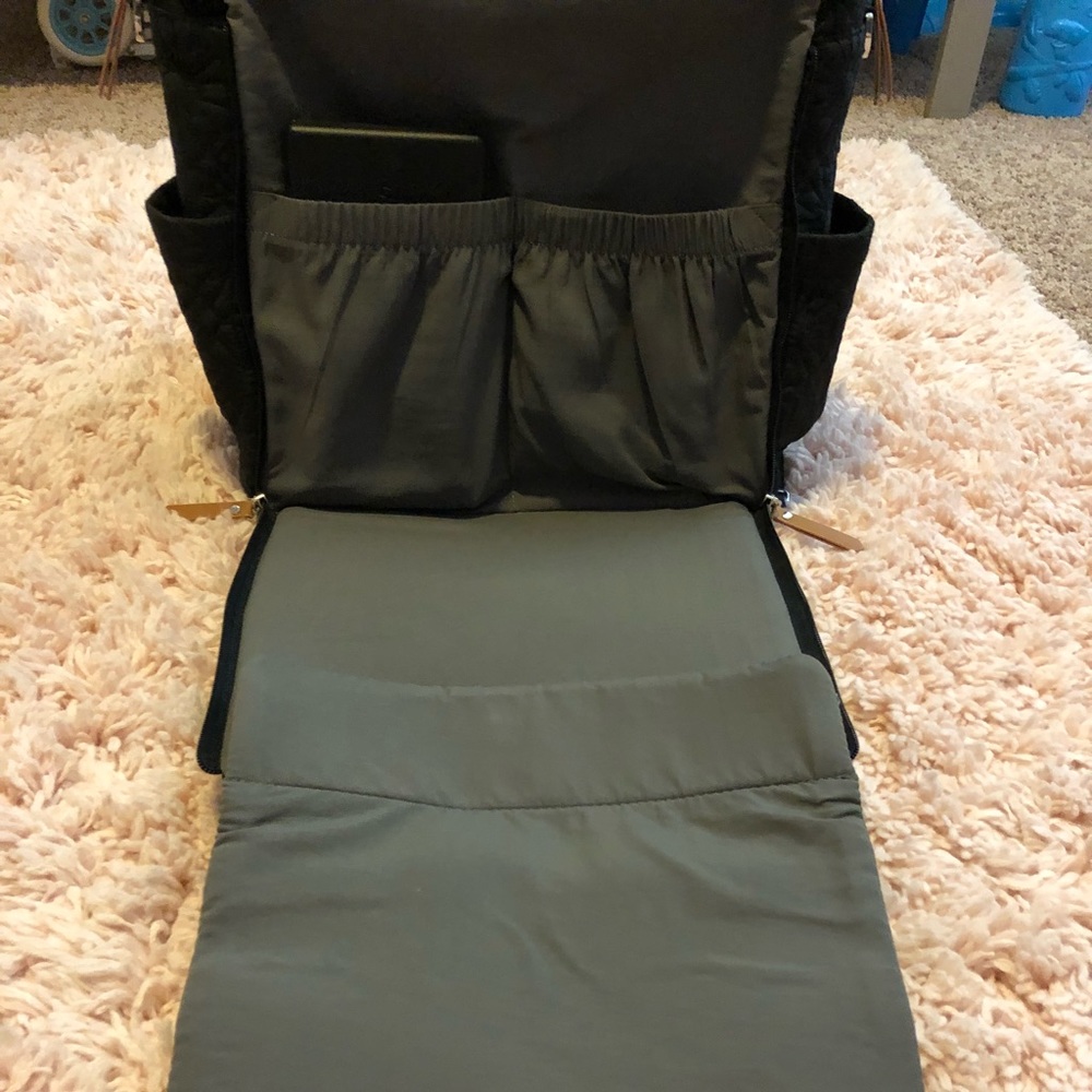 Petunia Pickle Bottom backpack diaper bag - Picture 2 of 5
